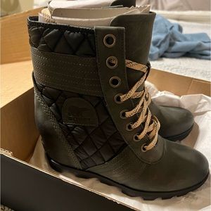 SOREL wedge boots